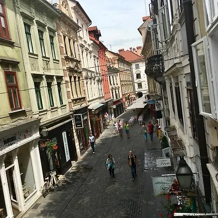 Julija & Filip Apartman Ljubljana
