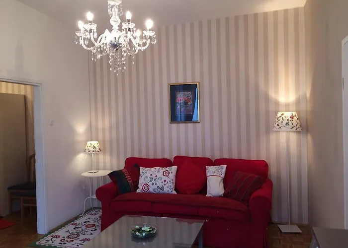 Julija & Filip דירה *