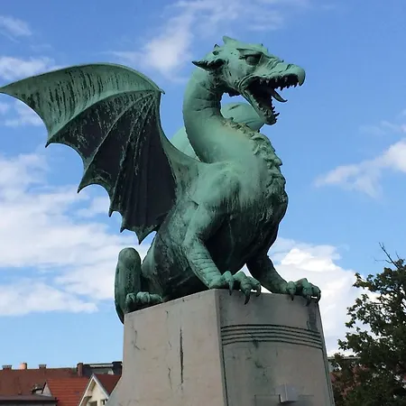 דירה Julija & Filip